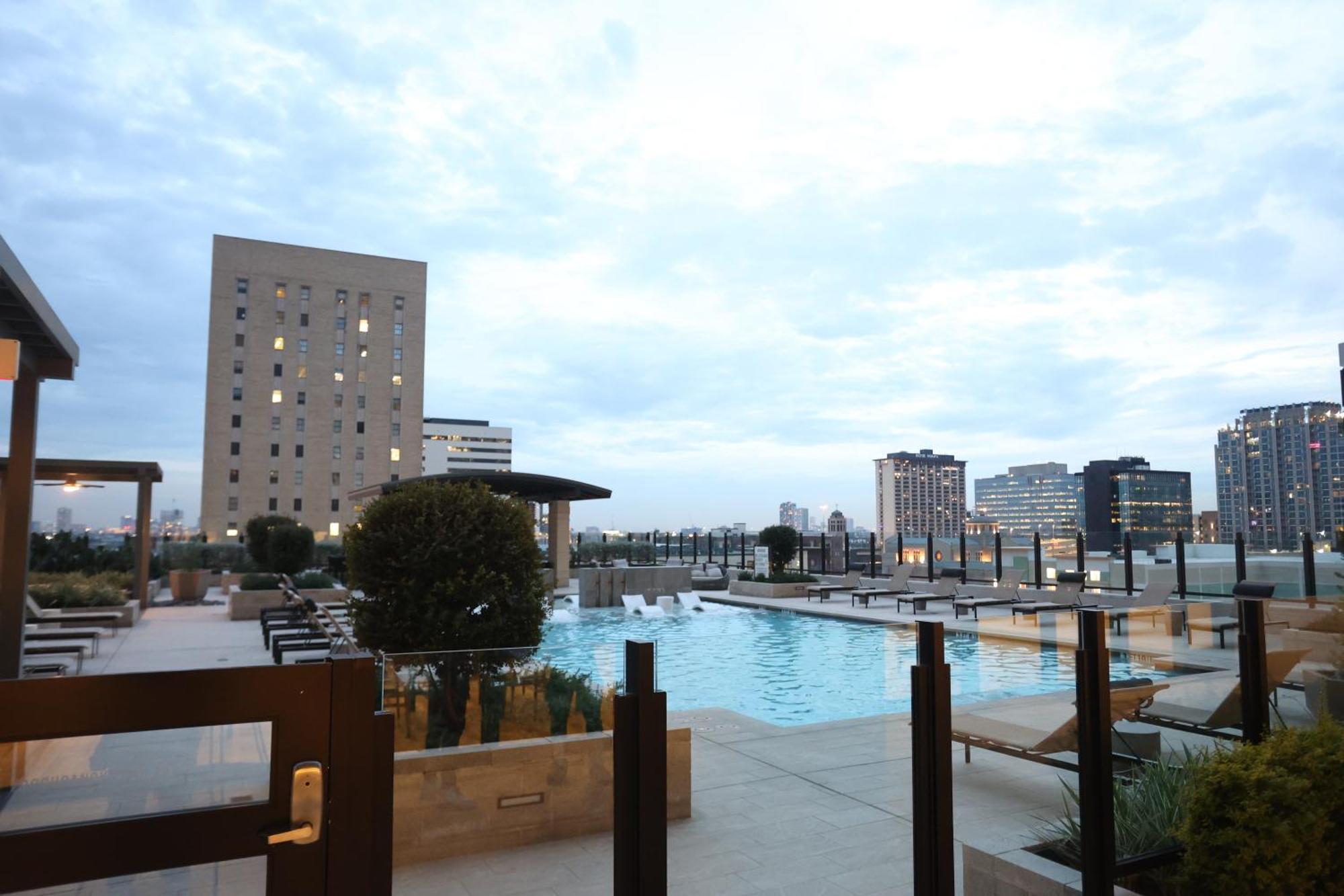 Houston'S Downtown Oasis Aparthotel Luaran gambar