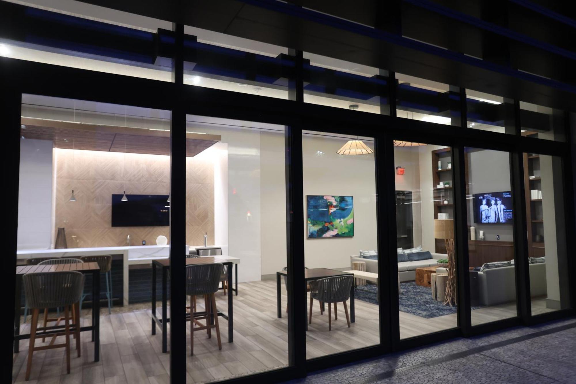 Houston'S Downtown Oasis Aparthotel Luaran gambar
